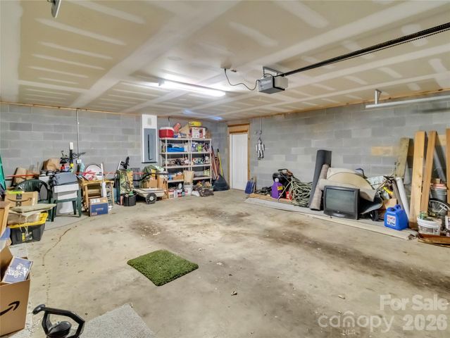 1664 Tawodi Trail, Maggie Valley, NC 28751