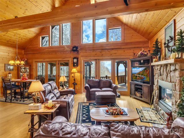 1664 Tawodi Trail, Maggie Valley, NC 28751