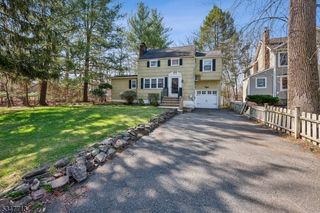 26 Wardell Rd, Livingston Twp., NJ 07039