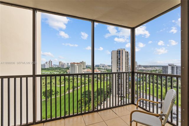 20379 W Country Club Drive 2039, Aventura, FL 33180