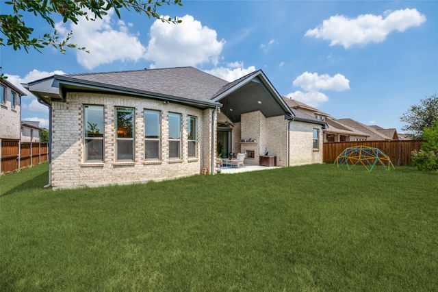 15807 Thorn Apple Road, Frisco, TX 75033