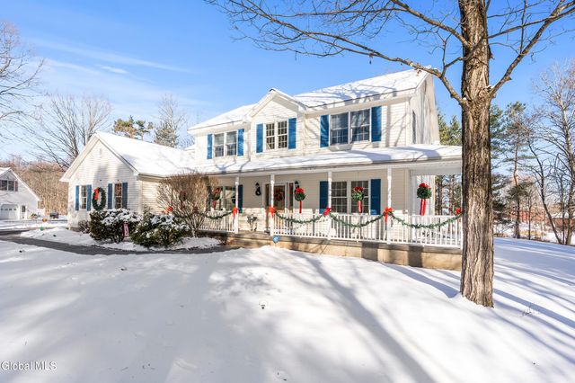 7 Edward Drive, Sand Lake, NY 12196