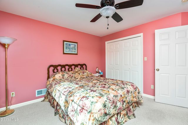 7 Edward Drive, Sand Lake, NY 12196