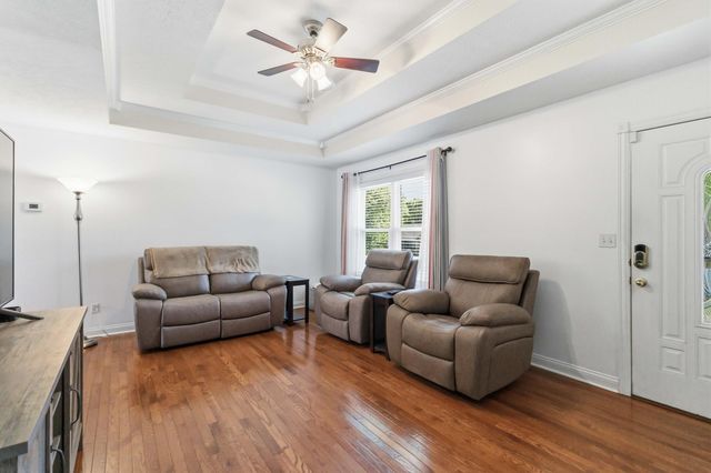 133 Fox Tail Lane, Frankfort, KY 40601