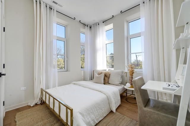 11 W Prospect Avenue 412, Mount Prospect, IL 60056