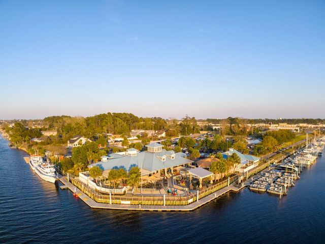 1128 Beach Way Ln., North Myrtle Beach, SC 29582