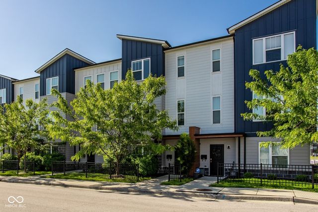 2949 Bolton Square Boulevard, Indianapolis, IN 46222