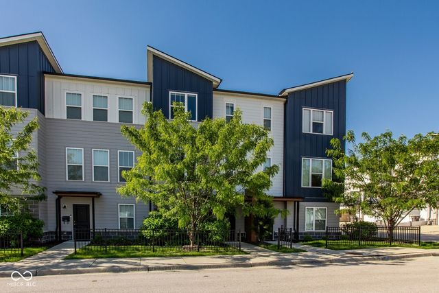 2949 Bolton Square Boulevard, Indianapolis, IN 46222
