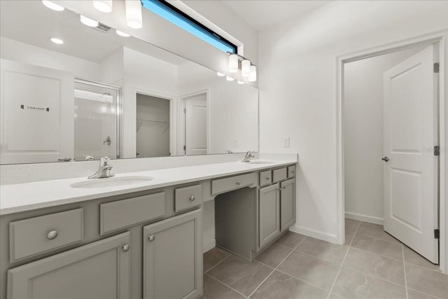 11073 MORAY BAY AVE, Orlando, FL 32821