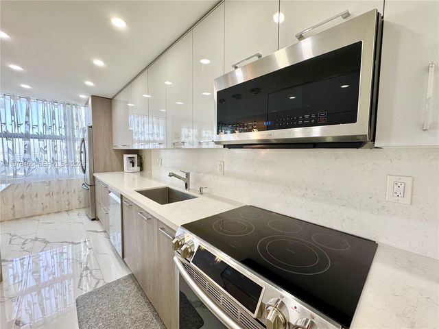 231 174th Street 1501, Sunny Isles Beach, FL 33160