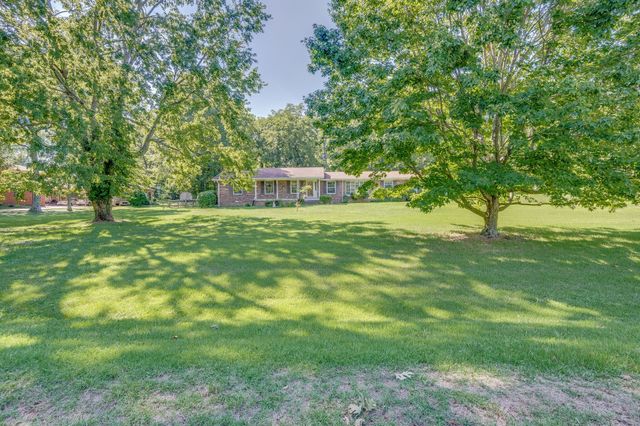 327 Westchester Dr, Madison, TN 37115