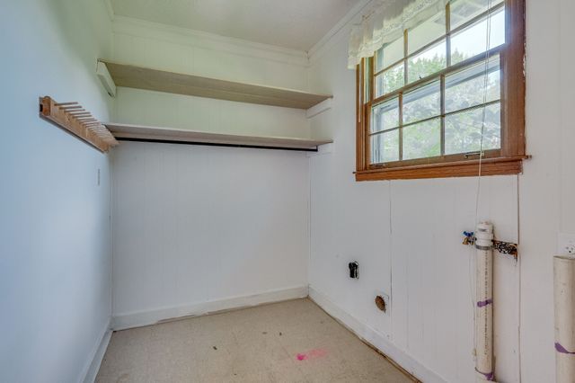 327 Westchester Dr, Madison, TN 37115