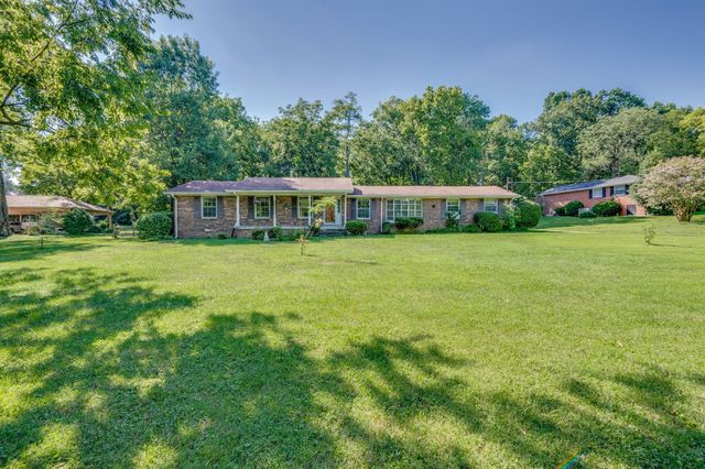 327 Westchester Dr, Madison, TN 37115