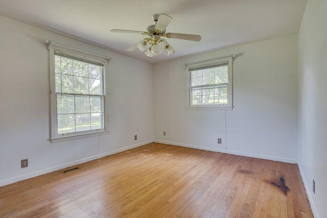 327 Westchester Dr, Madison, TN 37115