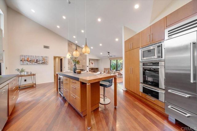 16285 Oak Creek Trail, Poway, CA 92064