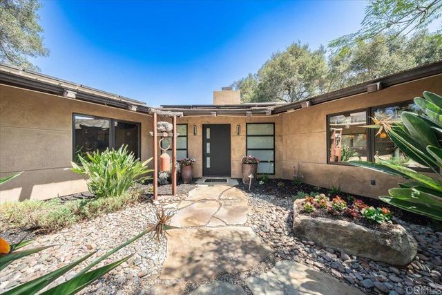 16285 Oak Creek Trail, Poway, CA 92064