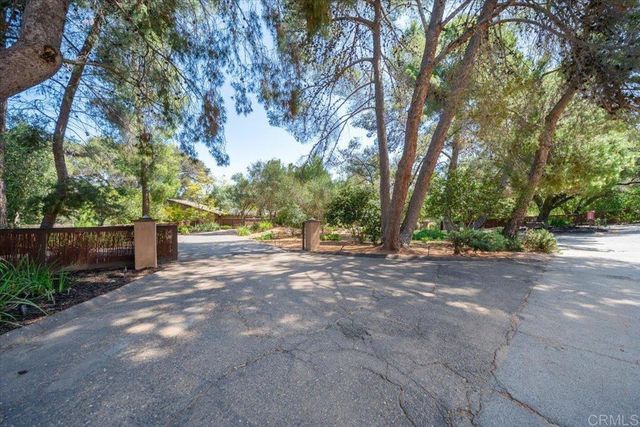 16285 Oak Creek Trail, Poway, CA 92064