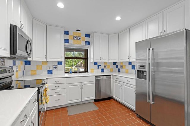 14817 Snail Trail, Loxahatchee Groves, FL 33470