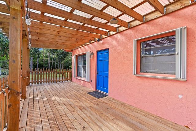 14817 Snail Trail, Loxahatchee Groves, FL 33470