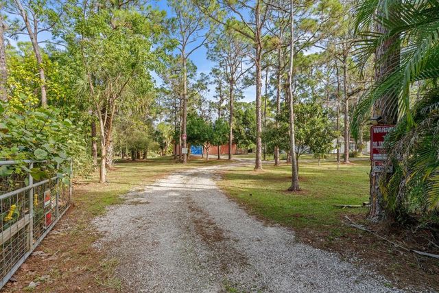 14817 Snail Trail, Loxahatchee Groves, FL 33470
