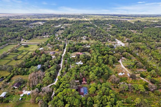 14817 Snail Trail, Loxahatchee Groves, FL 33470