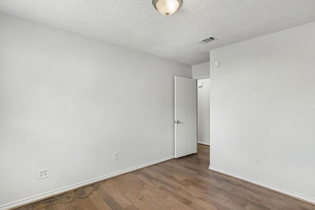 16422 Hibiscus Lane, Friendswood, TX 77546