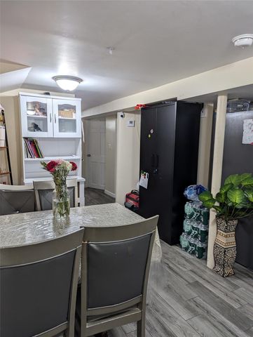 86-15 BRITTON Ave, Elmhurst, NY 11373