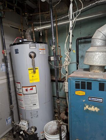 86-15 BRITTON Ave, Elmhurst, NY 11373