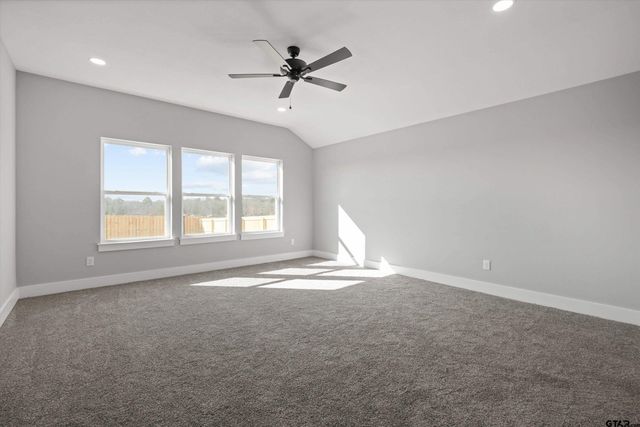 16529 Crossing Circle, Lindale, TX 75771