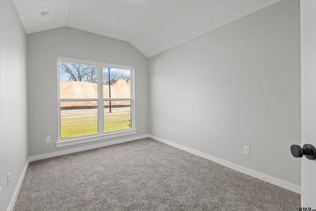 16529 Crossing Circle, Lindale, TX 75771