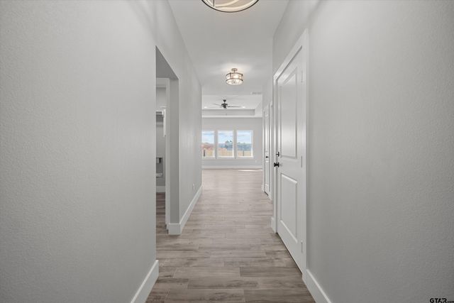 16529 Crossing Circle, Lindale, TX 75771