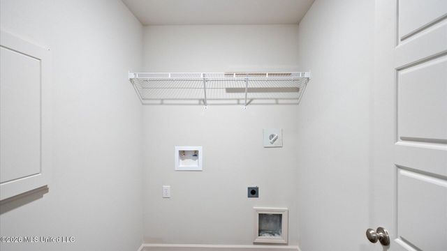 228 Raulston Drive, Byram, MS 39272