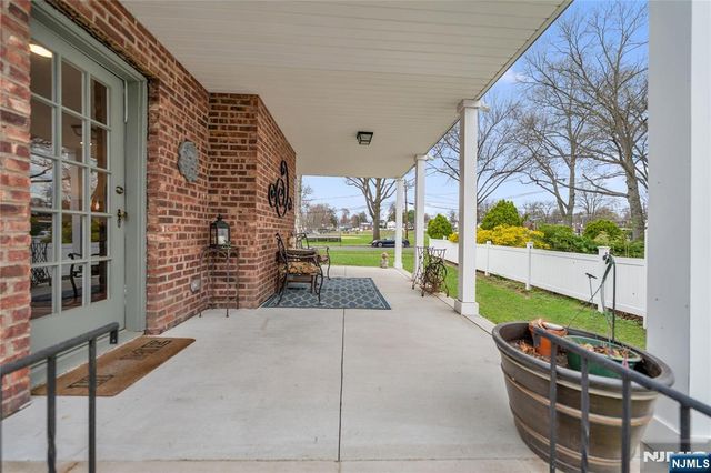 157 Glenbrook Parkway, Englewood, NJ 07631