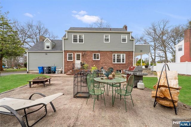 157 Glenbrook Parkway, Englewood, NJ 07631