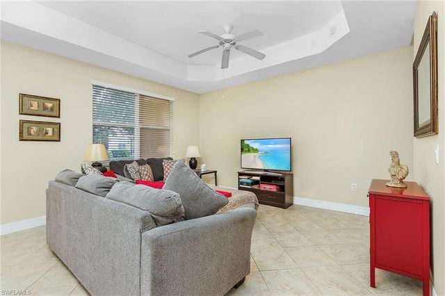 9817 Cristalino View WAY # 103, Fort Myers, FL 33908