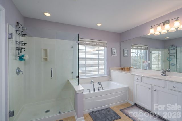 10894 River Oaks Drive NW, Concord, NC 28027