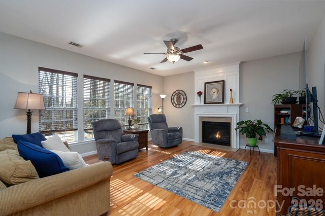 10894 River Oaks Drive NW, Concord, NC 28027