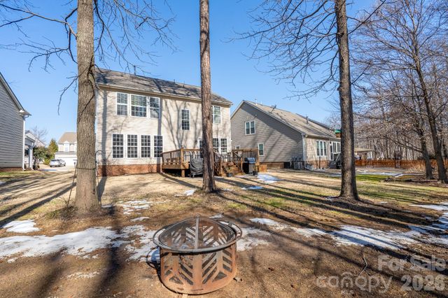 10894 River Oaks Drive NW, Concord, NC 28027