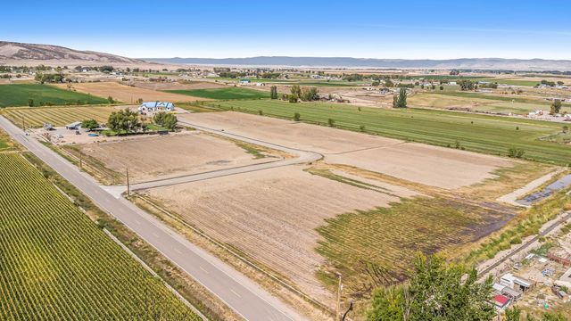 1274 Iron Vista Way, Loma, CO 81524
