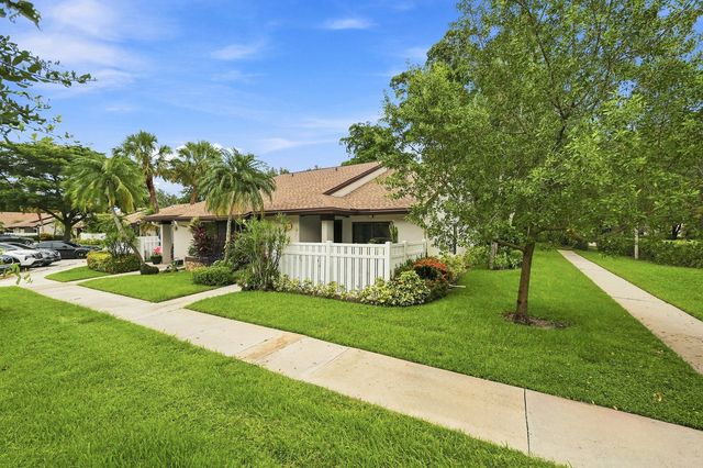 3200 CARAMBOLA Circle S 2580, Coconut Creek, FL 33066