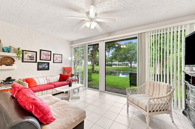 3200 CARAMBOLA Circle S 2580, Coconut Creek, FL 33066