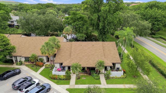 3200 CARAMBOLA Circle S 2580, Coconut Creek, FL 33066