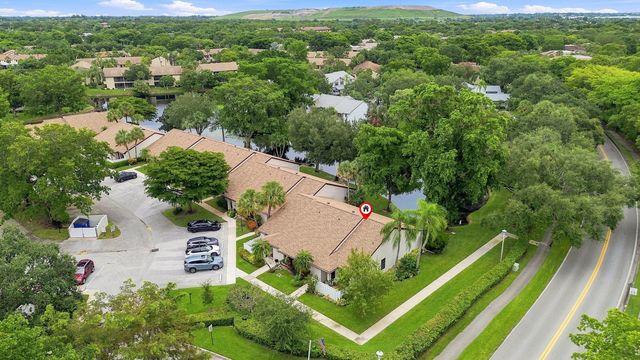 3200 CARAMBOLA Circle S 2580, Coconut Creek, FL 33066