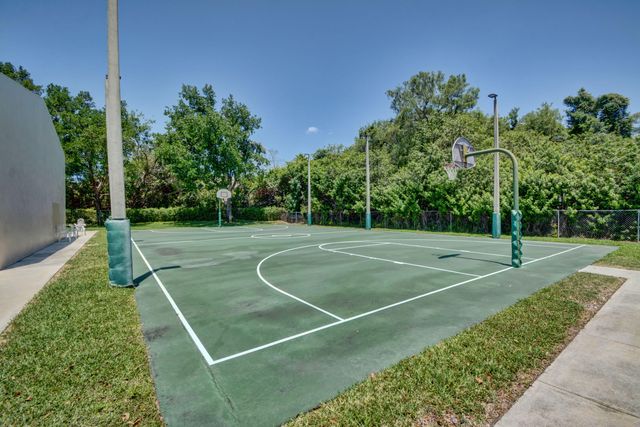 3200 CARAMBOLA Circle S 2580, Coconut Creek, FL 33066