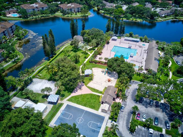 3200 CARAMBOLA Circle S 2580, Coconut Creek, FL 33066