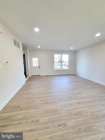 101 HEATHERWOOD DR, Vineland, NJ 08360