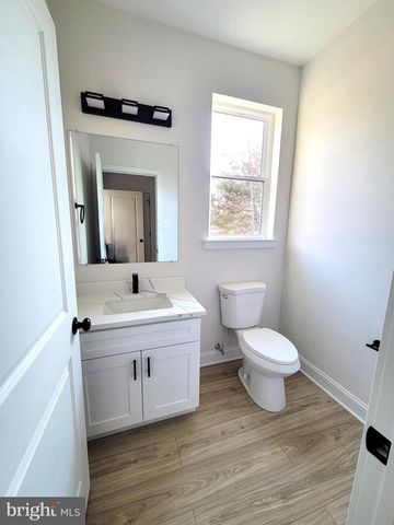 101 HEATHERWOOD DR, Vineland, NJ 08360