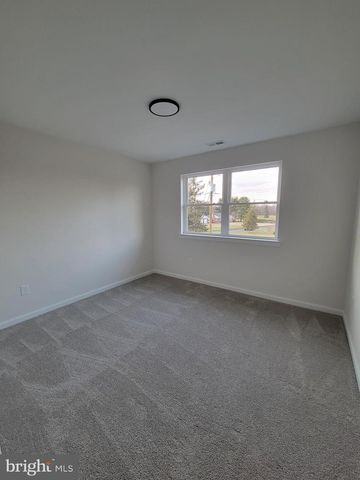 101 HEATHERWOOD DR, Vineland, NJ 08360