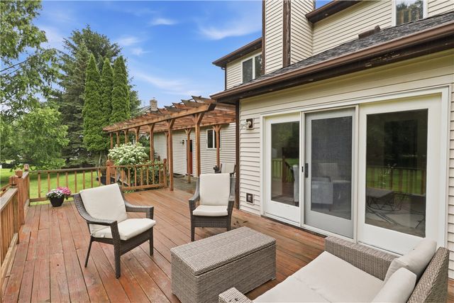 303 Maidstone Drive, Webster, NY 14580