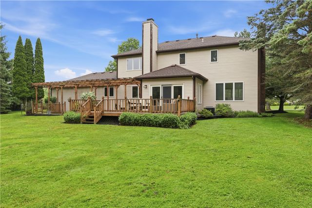 303 Maidstone Drive, Webster, NY 14580